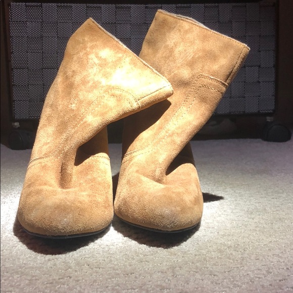 Joe’s Jeans Suede Booties - Picture 4 of 4